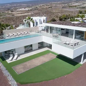 https://karat-villa-zambrano.tenerifehoteles.net